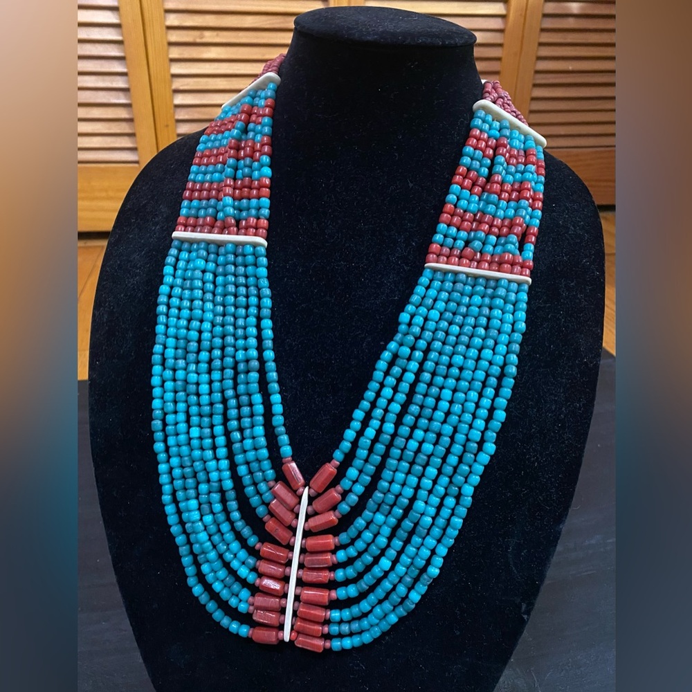 Chunky beaded necklace